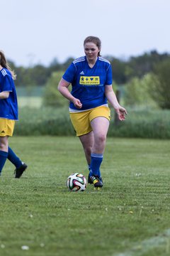 Bild 4 - Frauen Armstedter SV - TSV Gnutz : Ergebnis: 0:9